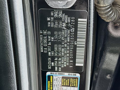 Used 2025 Kia Telluride S AWD/4WD image 12