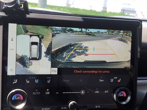 Used 2025 Lexus GX 550 image 25