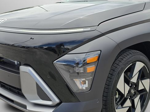 New 2026 Hyundai Kona Limited FWD image 13