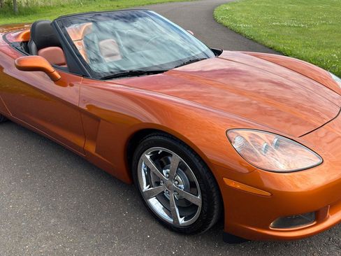 Used 2008 Chevrolet Corvette Convertible w/ Preferred Equipment Group RWD image 19