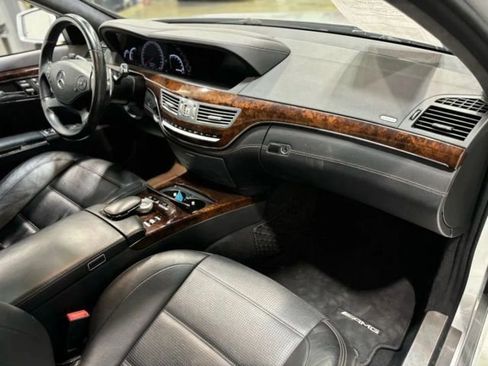 Used 2013 Mercedes-Benz S 63 AMG image 28