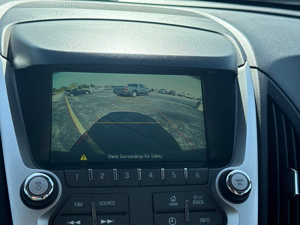 Certified 2017 Chevrolet Equinox LS AWD/4WD image 9
