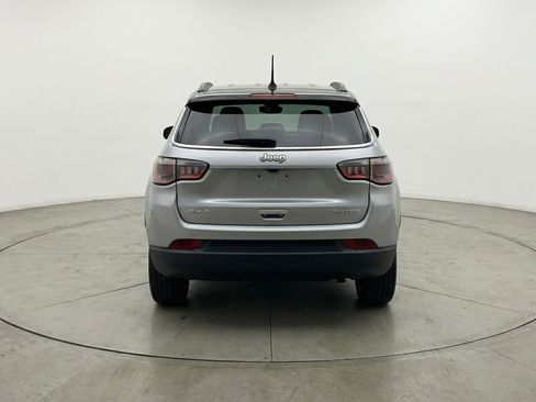 Used 2025 Jeep Compass Limited AWD/4WD image 7