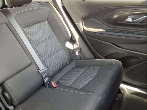 Used 2024 GMC Terrain SLE w/ Driver Convenience Package FWD image 18