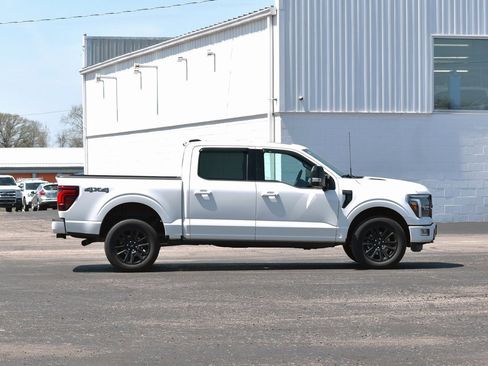 Used 2024 Ford F150 Platinum w/ Equipment Group 702A High image 3