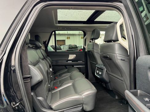 Used 2025 Ford Expedition Max Active image 16