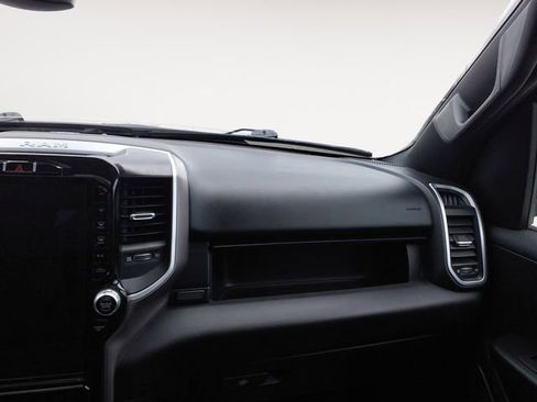 Used 2020 RAM 1500 Big Horn AWD/4WD image 10
