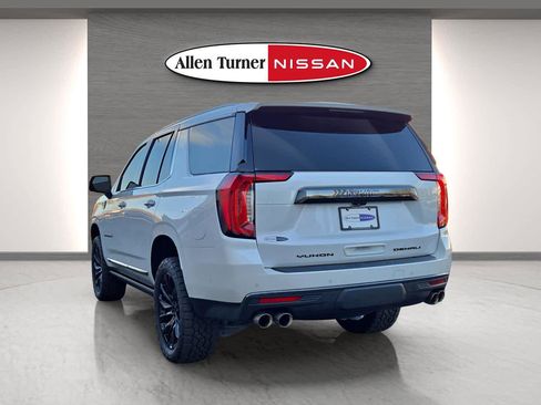 Used 2023 GMC Yukon Denali Ultimate image 9