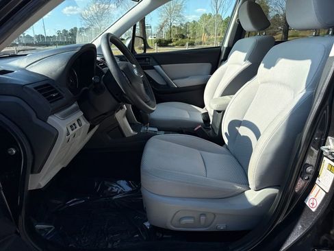 Used 2015 Subaru Forester 2.5i Premium image 13