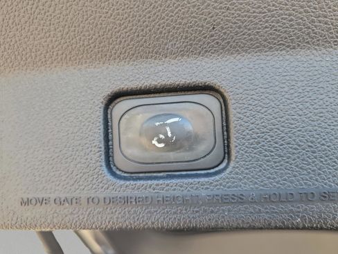 Used 2016 Ford Explorer Limited w/ Equipment Group 301A image 8