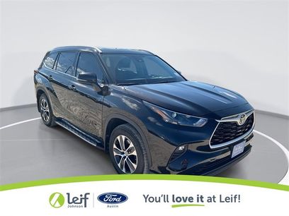 Used 2022 Toyota Highlander XLE