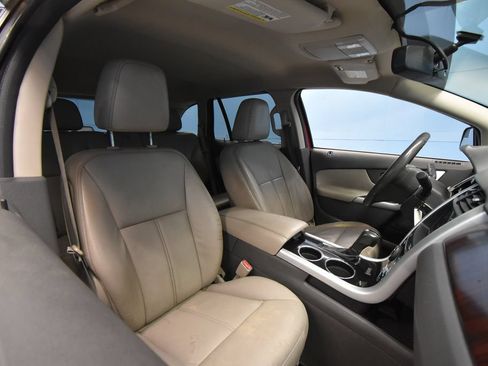 Used 2011 Ford Edge Limited FWD image 27