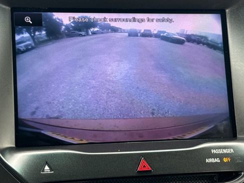 Used 2014 Ford Explorer XLT w/ Equipment Group 202A FWD image 22