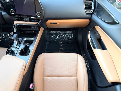 Used 2024 Lexus NX 350 AWD image 19