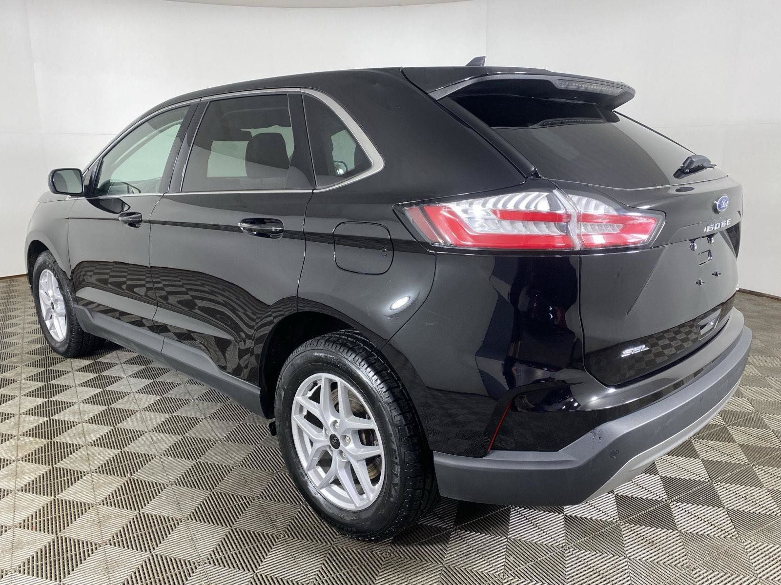 Used 2023 Ford Edge SEL w/ Convenience Package AWD/4WD image 5
