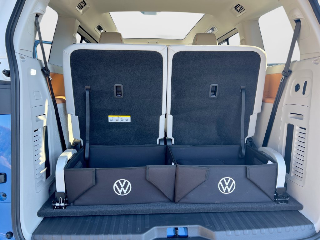 Used 2025 Volkswagen ID. Buzz 1st Edition AWD/4WD image 49