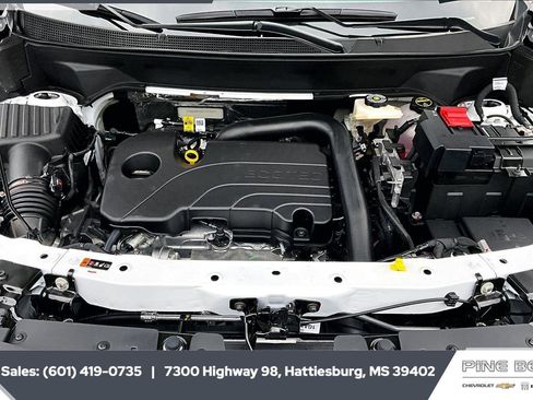 New 2026 Chevrolet Equinox LT w/ Convenience Package II FWD image 8