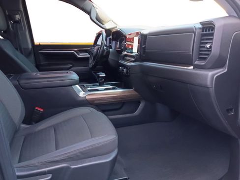 Used 2022 Chevrolet Silverado 1500 LT image 24