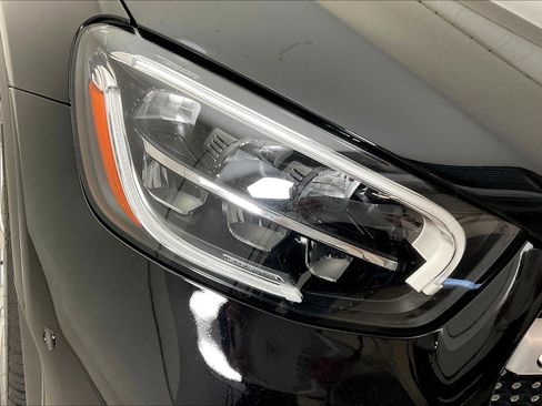 Certified 2021 Mercedes-Benz GLC 300 4MATIC image 32