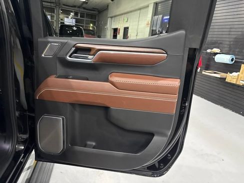 Used 2025 GMC Sierra 1500 Denali Ultimate AWD/4WD image 40