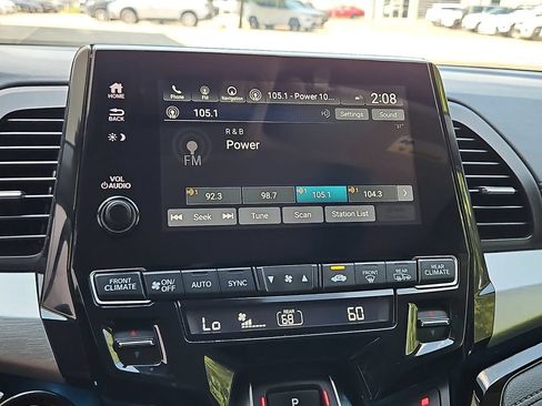 Used 2021 Honda Odyssey Touring image 21