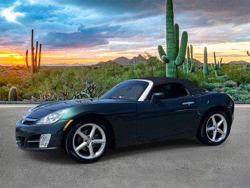 Used 2008 Saturn Sky w/ Weekend Getaway Package image 7