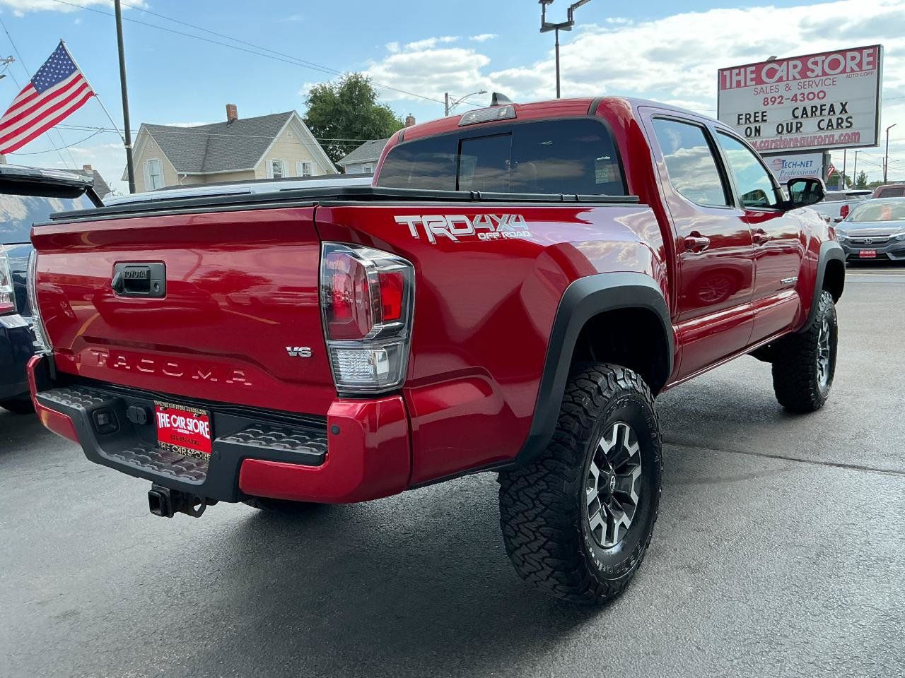 Used 2021 Toyota Tacoma TRD Off-Road w/ TRD Premium Off Road Package AWD/4WD image 4