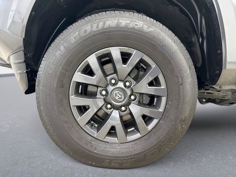 Used 2023 Toyota Tacoma SR5 image 22