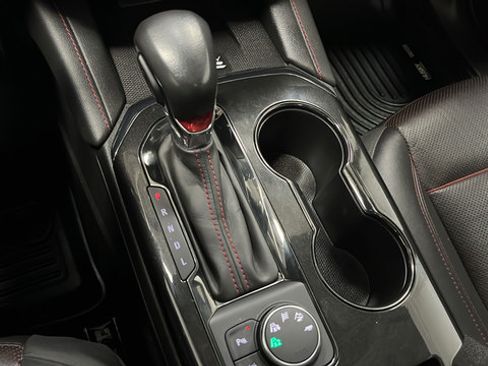 Used 2019 Chevrolet Blazer RS AWD/4WD image 19
