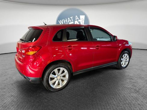 Used 2014 Mitsubishi Outlander Sport ES image 3