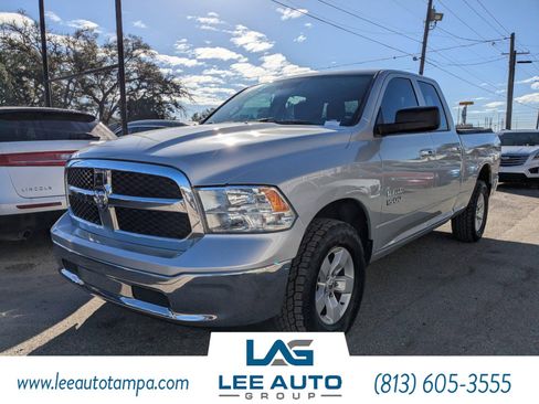Used 2018 RAM 1500 Classic SLT image 7