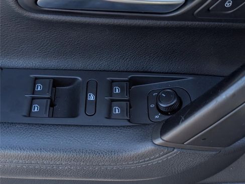 Used 2016 Volkswagen CC Sport image 18