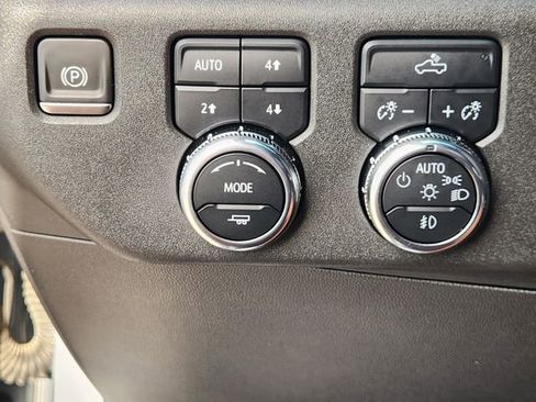 Used 2024 GMC Sierra 1500 Elevation w/ Preferred Package image 21