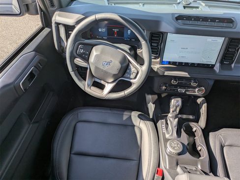 New 2025 Ford Bronco Badlands w/ Sasquatch Package image 17