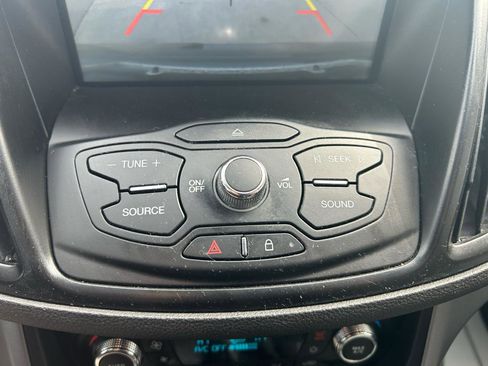 Used 2014 Ford Escape SE w/ Equipment Group 201A image 26