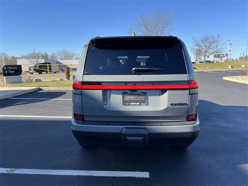 Certified 2024 Lexus GX 550 image 4