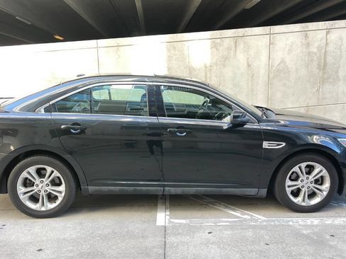 Used 2015 Ford Taurus SEL w/ Equipment Group 201A image 3