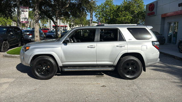 Used 2022 Toyota 4Runner SR5 RWD image 4