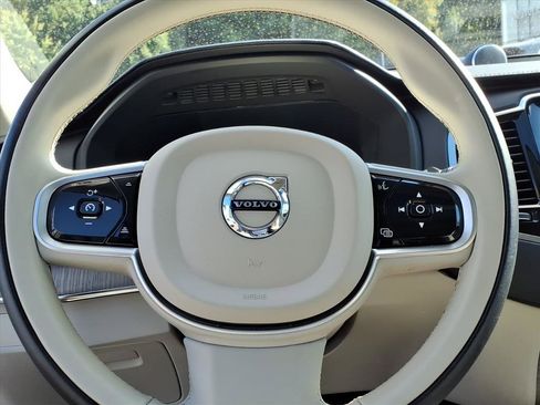 Used 2022 Volvo XC90 T6 Inscription w/ Advanced Package image 27