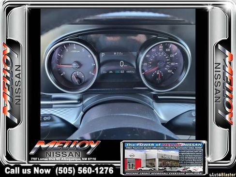 Used 2024 Kia Carnival LX image 9