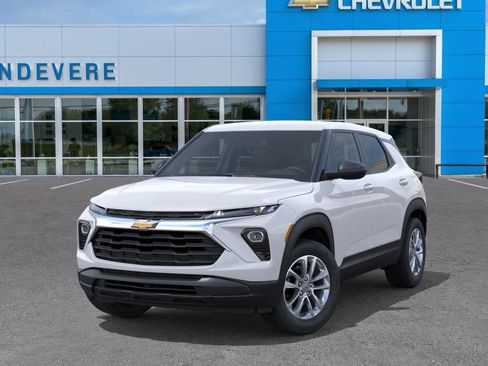 New 2026 Chevrolet TrailBlazer LS w/ LS Convenience Package AWD/4WD image 6
