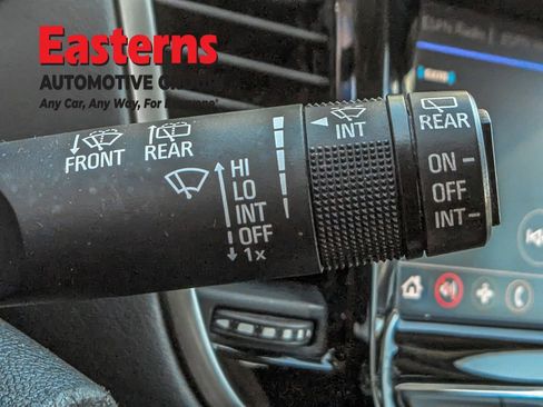 Used 2020 Chevrolet Trax LT image 27