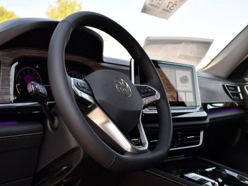 New 2026 Volkswagen Atlas SEL Premium R-Line image 13