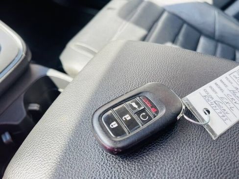 Used 2024 Honda CR-V EX-L image 25
