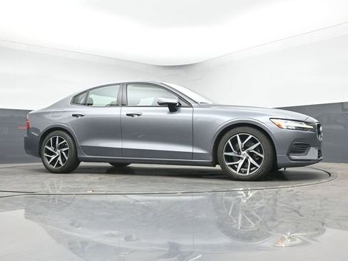 Used 2020 Volvo S60 T5 Momentum w/ Protection Package Premier FWD image 14