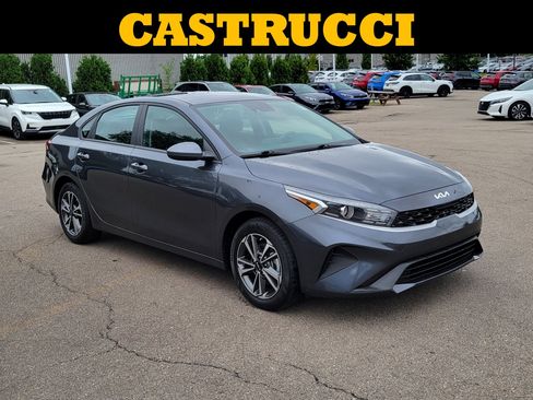 Used 2023 Kia Forte LXS FWD image 1