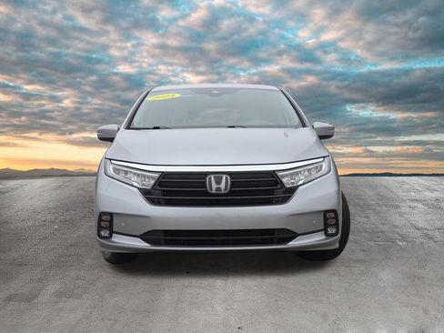 Used 2023 Honda Odyssey Touring image 3