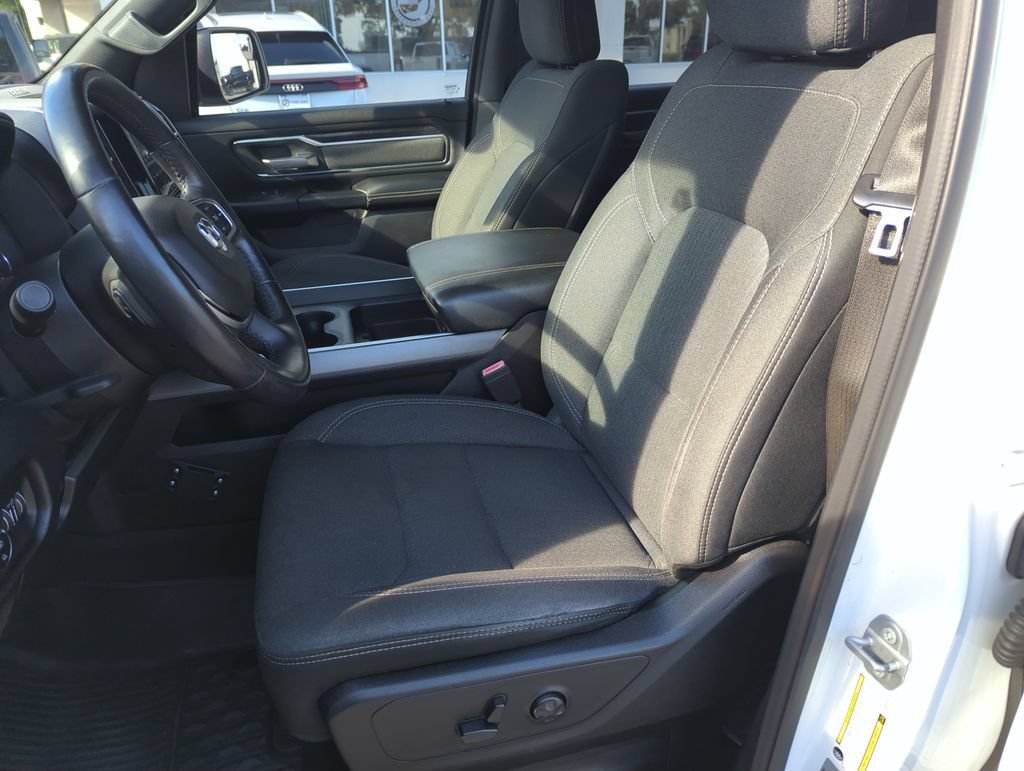 Used 2019 RAM 1500 Big Horn AWD/4WD image 11