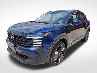 New 2025 Nissan Kicks SR w/ SR Premium Package