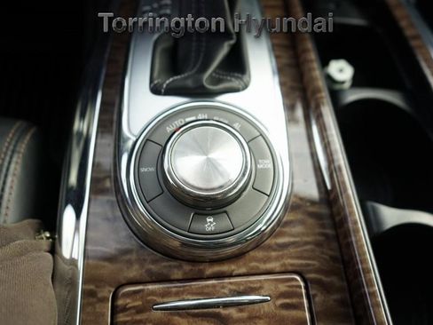 Used 2019 Nissan Armada SL w/ Premium Package image 22